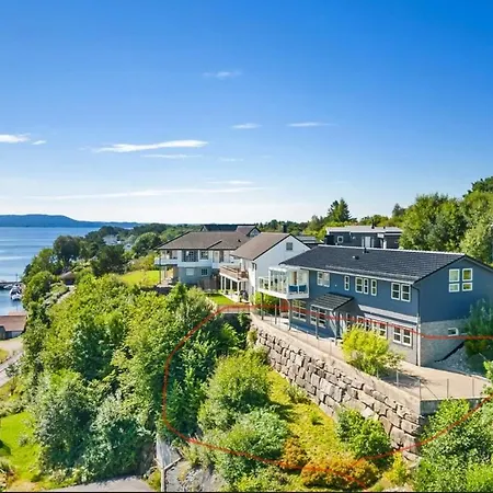 Colorful Family Friendly Near The Sea - Artistic & Spacious Daire Lii